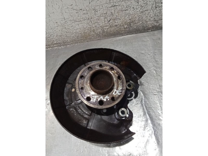 Recambio de mangueta trasera derecha para opel vectra c (z02) 1.8 16v referencia OEM IAM   