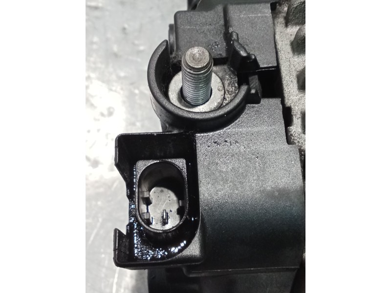 Recambio de alternador para mercedes-benz clase a (w169) a 180 cdi (169.007, 169.307) referencia OEM IAM A6401540502 2543570D 04