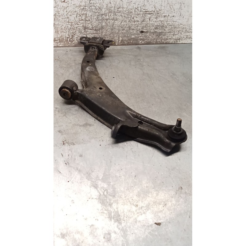Recambio de brazo suspension inferior delantero izquierdo para honda logo (ga) 1.3 (ga3) referencia OEM IAM   99