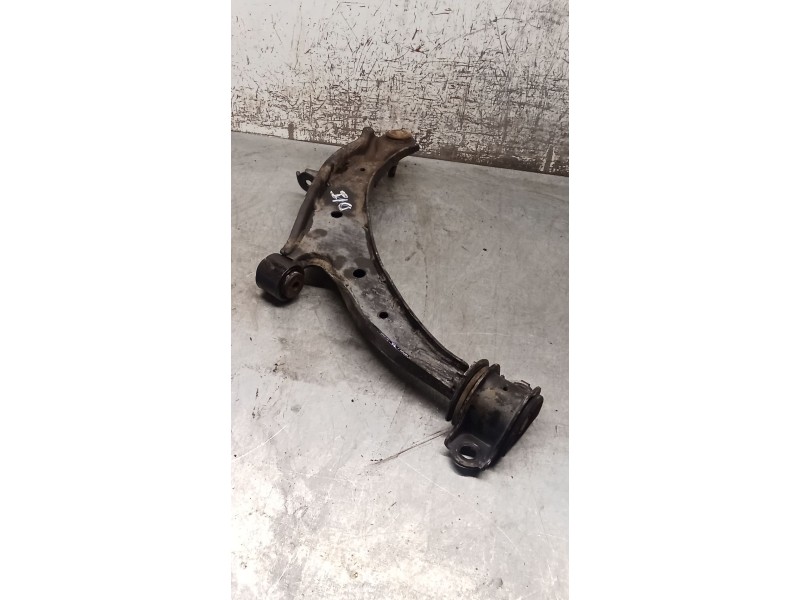 Recambio de brazo suspension inferior delantero izquierdo para honda logo (ga) 1.3 (ga3) referencia OEM IAM   99