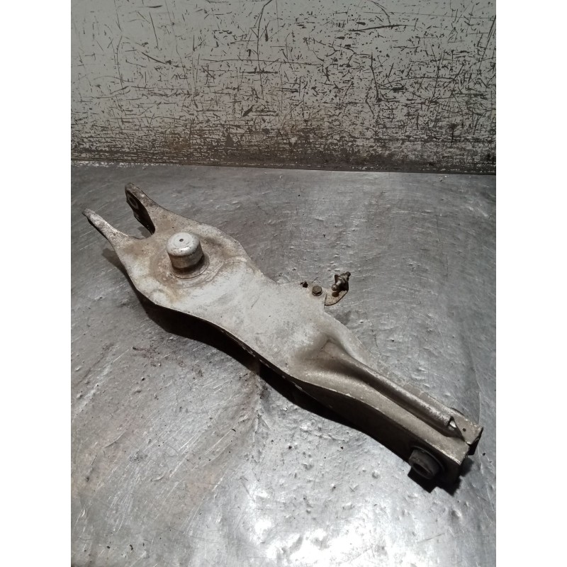Recambio de brazo suspension inferior trasero izquierdo para saab 9-3 (ys3f, e79, d79, d75) 1,8t referencia OEM IAM  08 POSTERIO