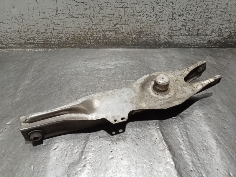 Recambio de brazo suspension inferior trasero derecho para saab 9-3 (ys3f, e79, d79, d75) 1,8t referencia OEM IAM  08 POSTERIOR