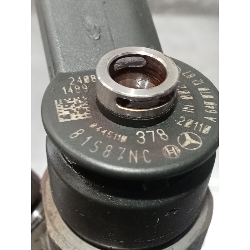 Recambio de inyector para mercedes-benz clase a (w169) a 180 cdi (169.007, 169.307) referencia OEM IAM 0445110378 A6400701287 BO