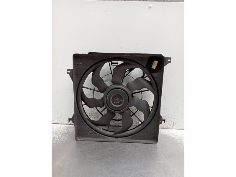Recambio de electroventilador para kia carens iv 1.7 crdi referencia OEM IAM   2013