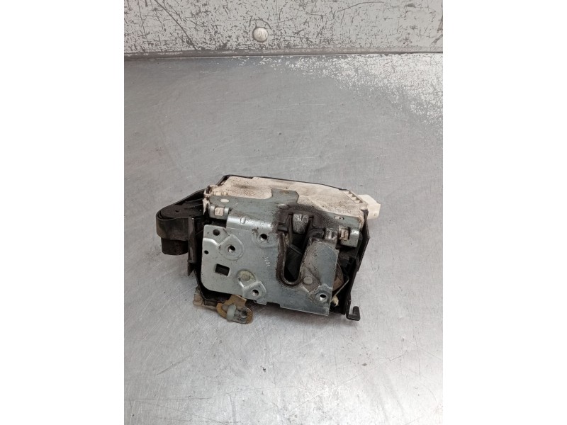 Recambio de motor cierre centralizado delantero izquierdo para mini mini (r50, r53) cooper s referencia OEM IAM   2001 3P