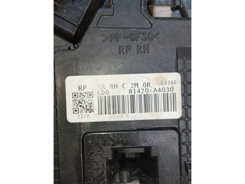 Recambio de motor cierre centralizado trasero derecho para kia carens iv 1.7 crdi referencia OEM IAM 81420A4030  2013 5P