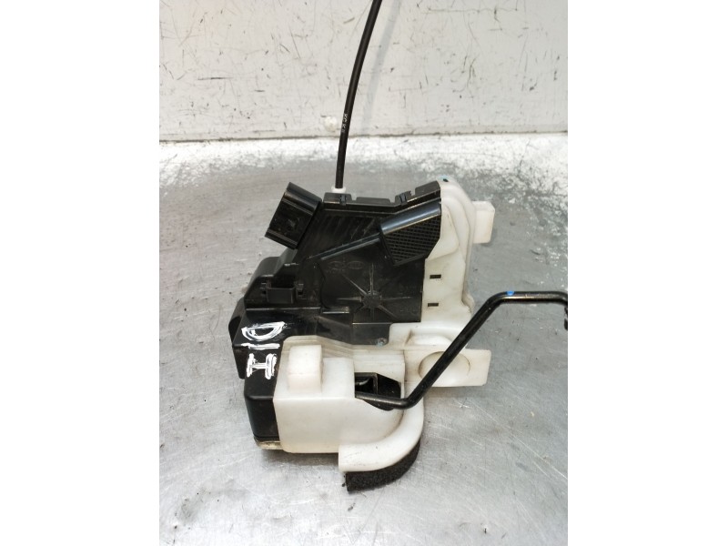 Recambio de motor cierre centralizado delantero izquierdo para hyundai i20 ii (gb, ib) 1.2 referencia OEM IAM 81310C8020KKU 5P 2