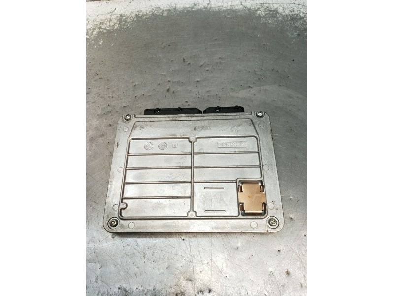Recambio de centralita motor uce para skoda octavia i (1u2) 1.6 referencia OEM IAM 5WP4003904 06A906033K 250308R0312100 2000