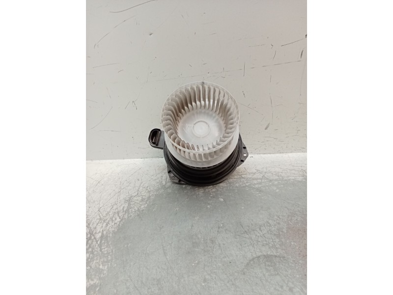 Recambio de motor calefaccion para toyota c-hr (_x1_) 1.8 hybrid (zyx10_, zyx11_) referencia OEM IAM   