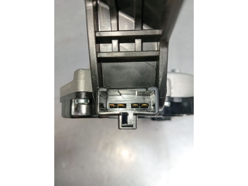 Recambio de motor limpia trasero para kia carens iv 1.7 crdi referencia OEM IAM 98700A4000 F00S2B2232 2013