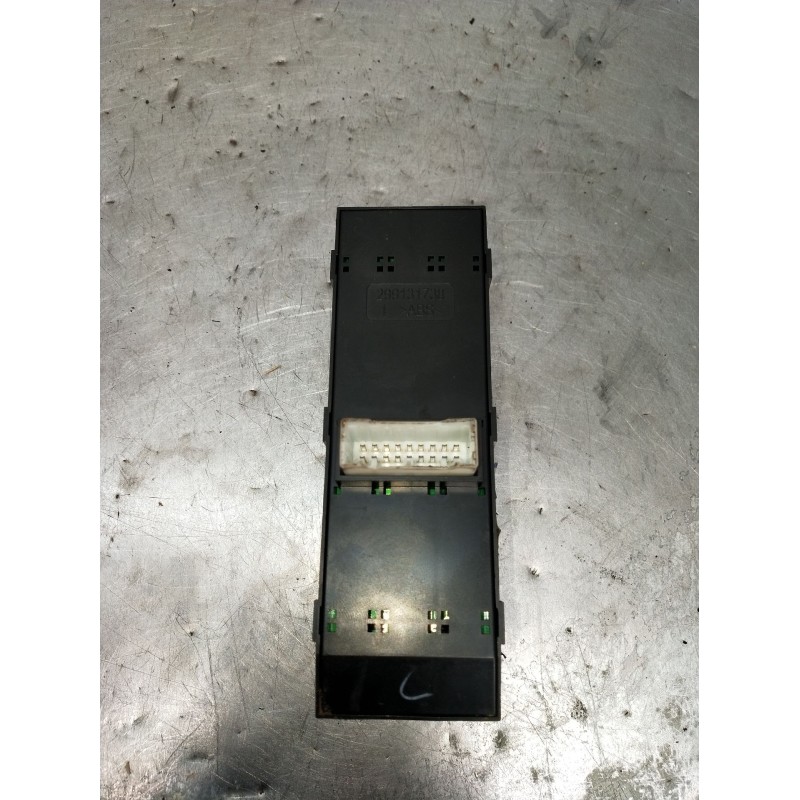 Recambio de mando elevalunas delantero izquierdo para hyundai i20 ii (gb, ib) 1.2 referencia OEM IAM 299131738 5P 2014