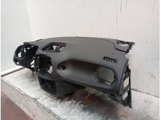 Recambio de salpicadero para jeep renegade referencia OEM IAM   2021 2
