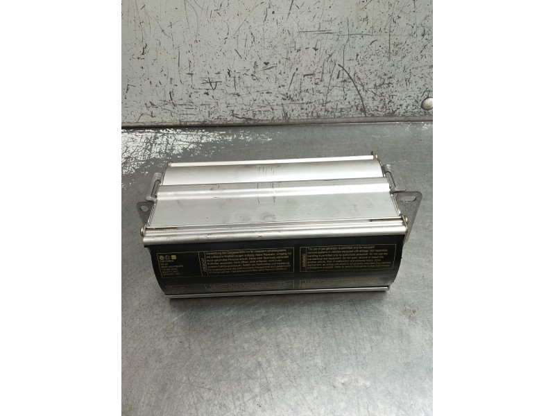 Recambio de kit airbag para skoda octavia i (1u2) 1.6 referencia OEM IAM 1C0909601  2000