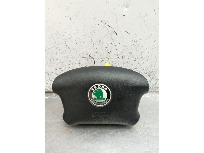 Recambio de kit airbag para skoda octavia i (1u2) 1.6 referencia OEM IAM 1C0909601  2000