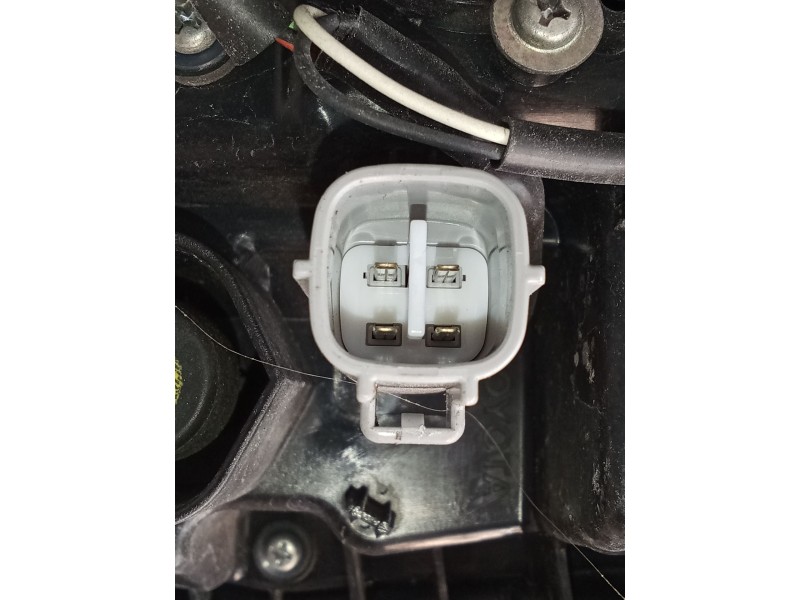 Recambio de piloto trasero derecho para toyota c-hr (_x1_) 1.8 hybrid (zyx10_, zyx11_) referencia OEM IAM 81550F4010  