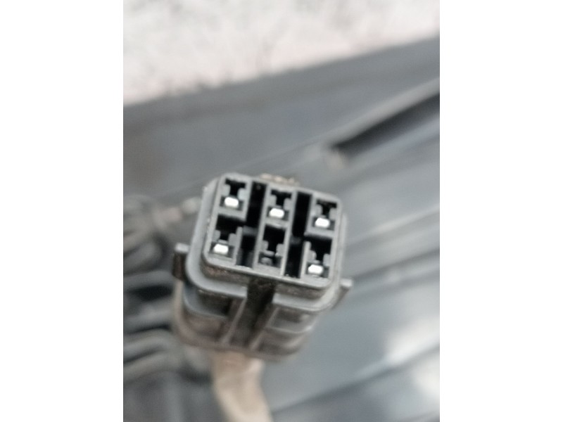 Recambio de piloto trasero izquierdo para kia carens iv 1.7 crdi referencia OEM IAM   2013