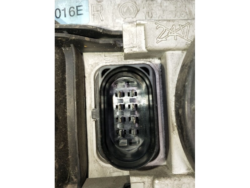 Recambio de faro derecho para skoda octavia i (1u2) 1.6 referencia OEM IAM 1U1941016E  2000