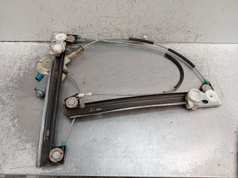Recambio de elevalunas delantero izquierdo para mini mini (r50, r53) cooper s referencia OEM IAM E011001161A 9030189 6910375 200