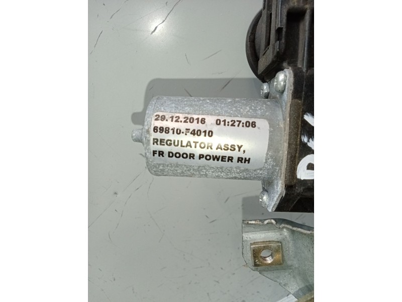 Recambio de elevalunas delantero derecho para toyota c-hr (_x1_) 1.8 hybrid (zyx10_, zyx11_) referencia OEM IAM 69810F4010 85710
