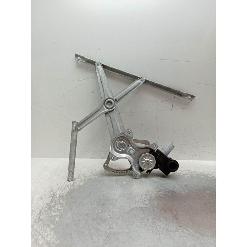 Recambio de elevalunas delantero izquierdo para toyota c-hr (_x1_) 1.8 hybrid (zyx10_, zyx11_) referencia OEM IAM 69820F4010 857