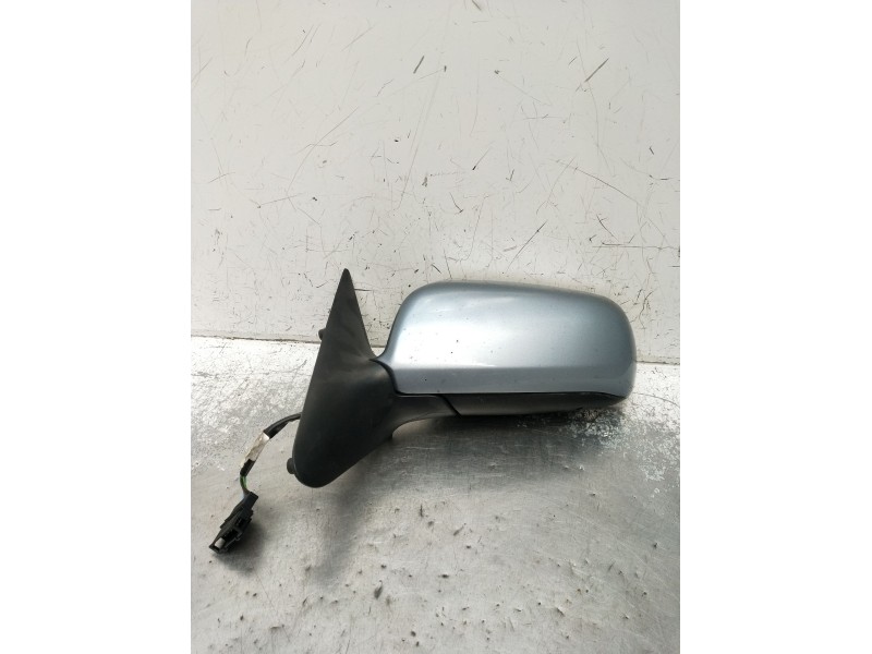 Recambio de retrovisor izquierdo para skoda octavia i (1u2) 1.6 referencia OEM IAM  ELÉCTRICO 2000