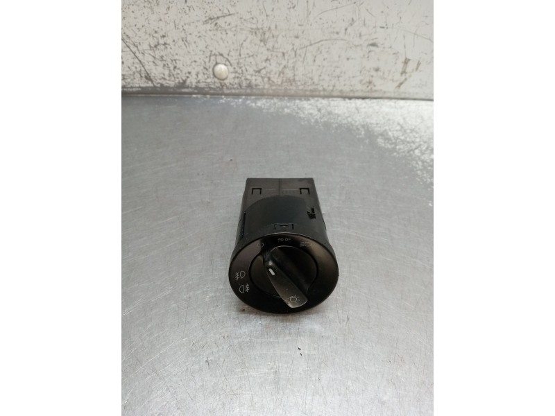 Recambio de mando luces para volkswagen golf iv (1j1) 1.9 tdi referencia OEM IAM 1C0941531A K21876 1998