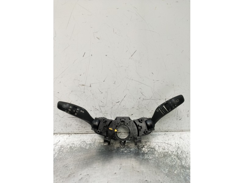 Recambio de mando luces para hyundai i20 ii (gb, ib) 1.2 referencia OEM IAM 299141440  2014