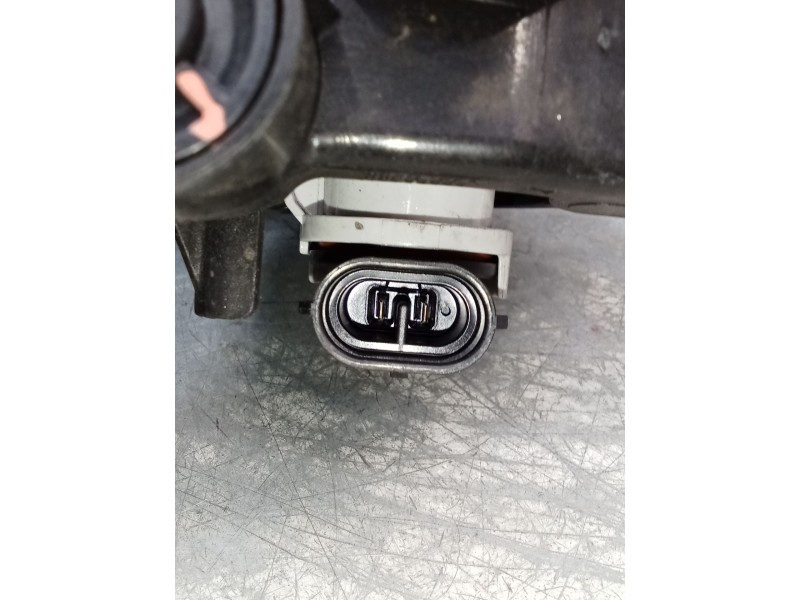 Recambio de faro antiniebla izquierdo para toyota c-hr (_x1_) 1.8 hybrid (zyx10_, zyx11_) referencia OEM IAM 90008497 8122002110