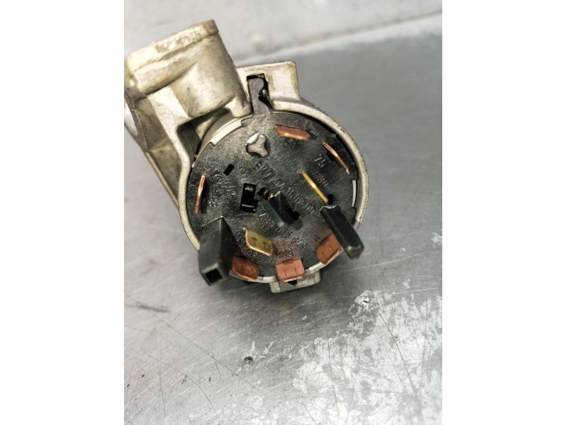 Recambio de conmutador de arranque para skoda octavia i (1u2) 1.6 referencia OEM IAM 4B0905851C  2000