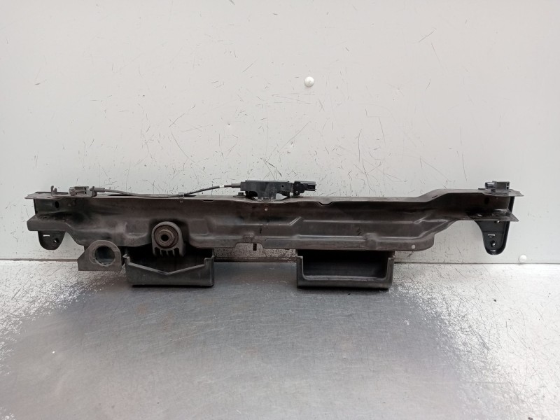 Recambio de panel frontal para kia carens iv 1.7 crdi referencia OEM IAM   2013