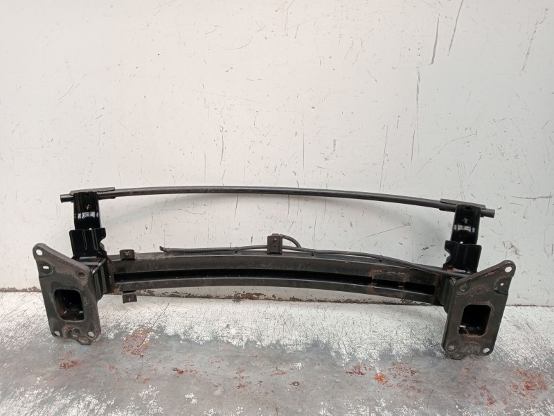 Recambio de refuerzo paragolpes delantero para kia carens iv 1.7 crdi referencia OEM IAM   2013