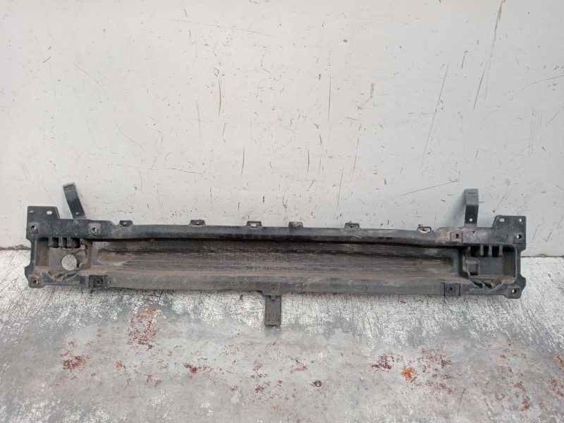 Recambio de refuerzo paragolpes trasero para kia carens iv 1.7 crdi referencia OEM IAM   2013