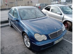 mercedes-benz clase c (w203) del año 2004
