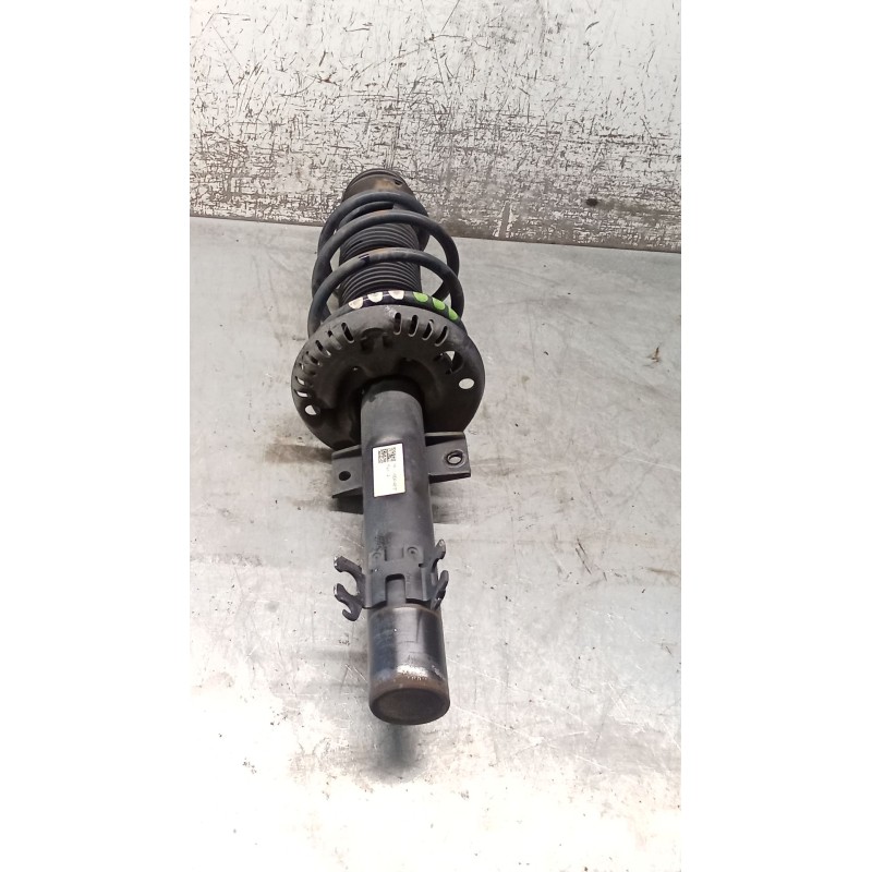 Recambio de amortiguador delantero derecho para volkswagen polo v (6r1, 6c1) 1.2 tsi referencia OEM IAM 6R0413031C  09