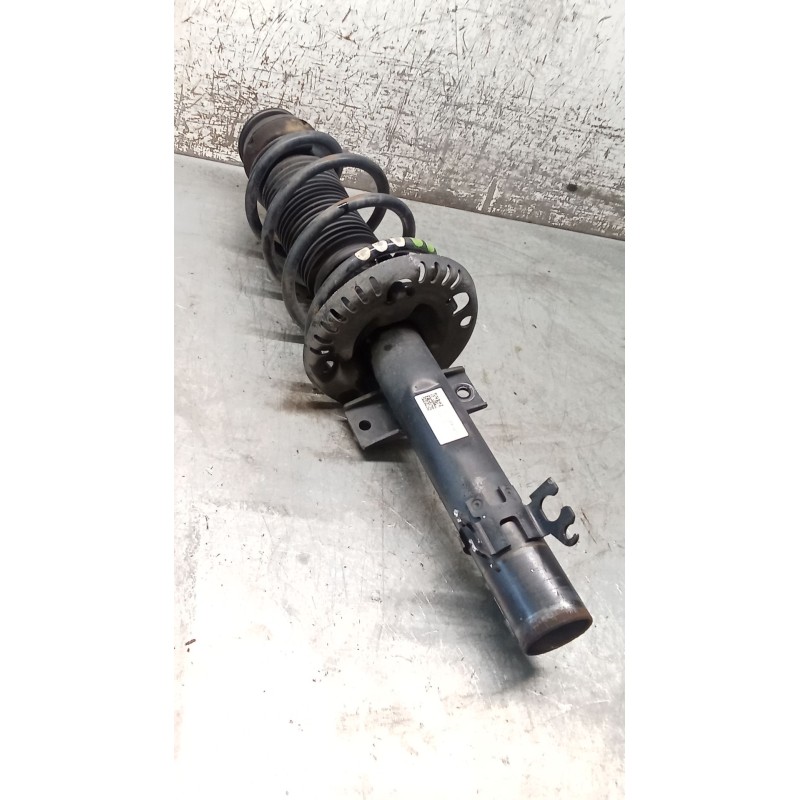 Recambio de amortiguador delantero derecho para volkswagen polo v (6r1, 6c1) 1.2 tsi referencia OEM IAM 6R0413031C  09