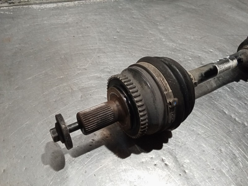 Recambio de transmision delantera derecha para volvo v70 ii (285) 2.4 referencia OEM IAM P8689225 T011107 00