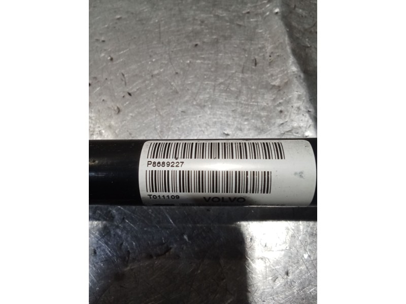 Recambio de transmision delantera izquierda para volvo v70 ii (285) 2.4 referencia OEM IAM P8689227 T011109 00