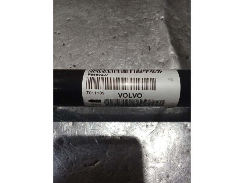 Recambio de transmision delantera izquierda para volvo v70 ii (285) 2.4 referencia OEM IAM P8689227 T011109 00