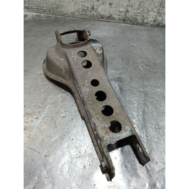 Recambio de brazo suspension inferior trasero izquierdo para volvo v70 ii (285) 2.4 referencia OEM IAM   POSTERIOR