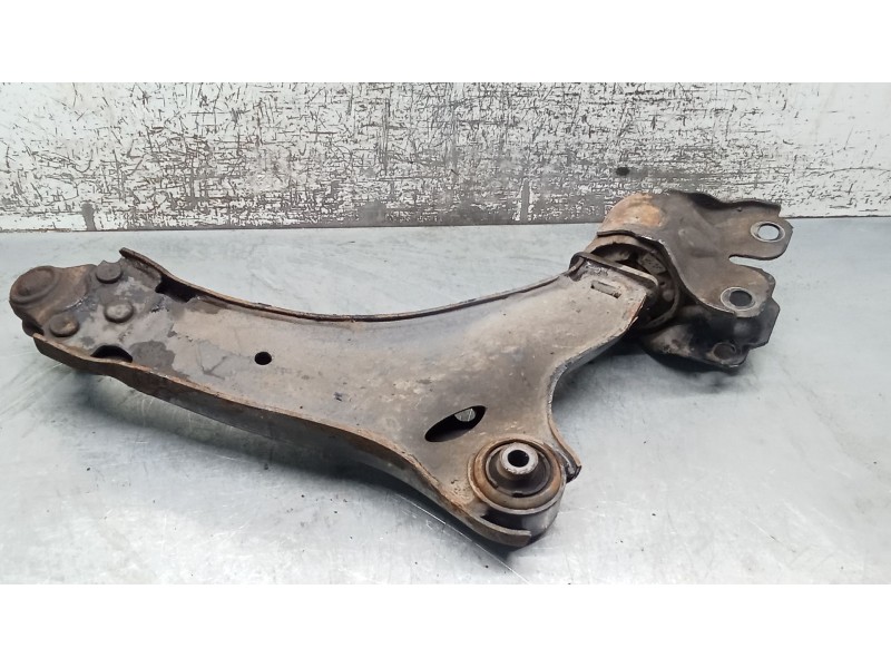 Recambio de brazo suspension inferior delantero izquierdo para volvo xc60 kinetic awd referencia OEM IAM   08