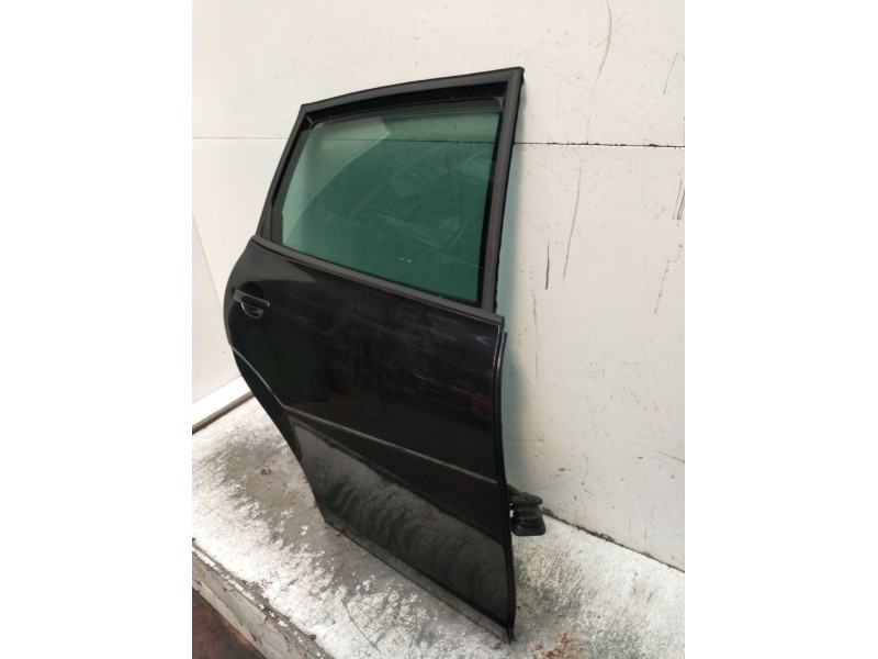 Recambio de puerta trasera derecha para seat toledo iii (5p2) 2.0 tdi 16v referencia OEM IAM  5P 