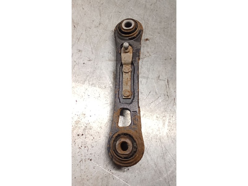 Recambio de brazo suspension inferior trasero derecho para volvo xc60 kinetic awd referencia OEM IAM 8G915K743  08