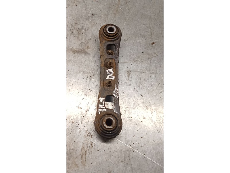 Recambio de brazo suspension inferior trasero derecho para volvo xc60 kinetic awd referencia OEM IAM 8G915K743  08
