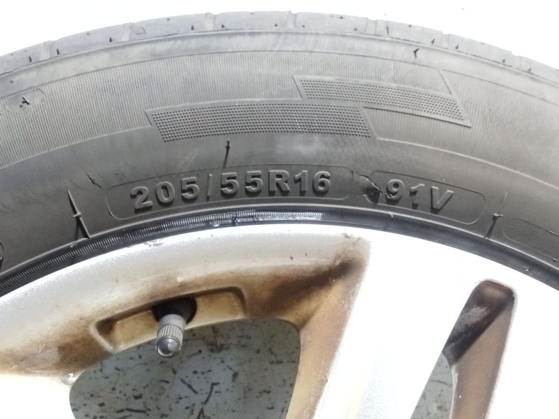 Recambio de juego llantas para kia ceed tourer (cd) 1.6 crdi 115 referencia OEM IAM 205/55 R16 91V  VER FOTOS