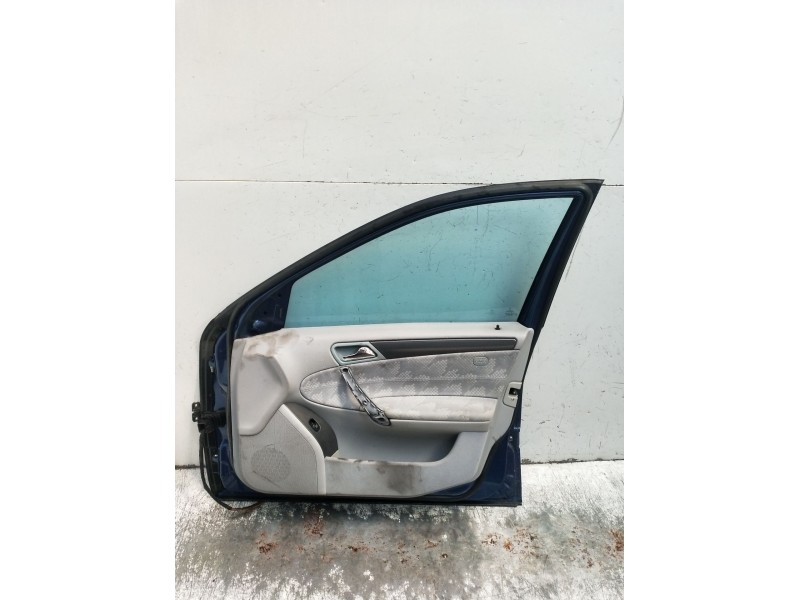 Recambio de puerta delantera derecha para mercedes-benz clase c (w203) c 270 cdi (203.016) referencia OEM IAM   