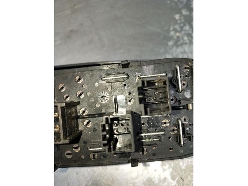 Recambio de mando elevalunas delantero izquierdo para peugeot 406 (8b) 2.0 16v referencia OEM IAM  4P 1999