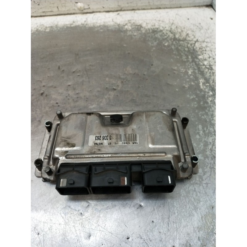 Recambio de centralita motor uce para citroën xsara (n1) 1.6 16v referencia OEM IAM 9651396380 9638765980 1039S02689 2001