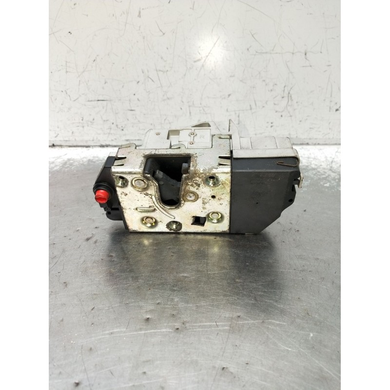 Recambio de motor cierre centralizado trasero derecho para peugeot 406 (8b) 2.0 16v referencia OEM IAM  4P 1999