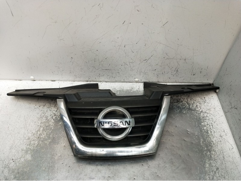 Recambio de rejilla delantera para nissan juke (f15) 1.6 dig-t referencia OEM IAM   2010