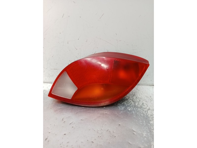 Recambio de piloto trasero derecho para ford ka (rb_) 1.3 i referencia OEM IAM   1996